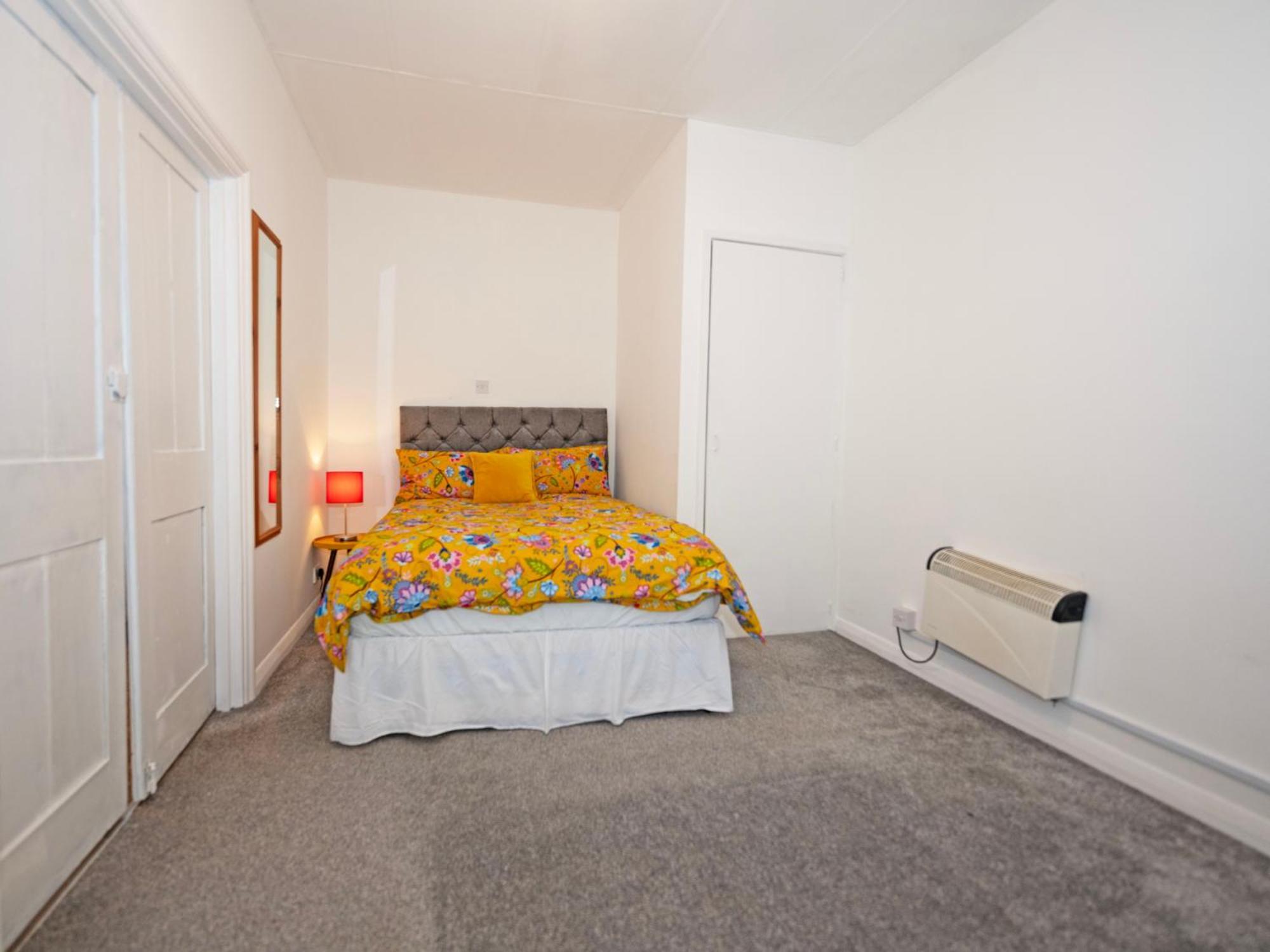 Flat In Clapham Budget Friendly Stay Londyn Zewnętrze zdjęcie