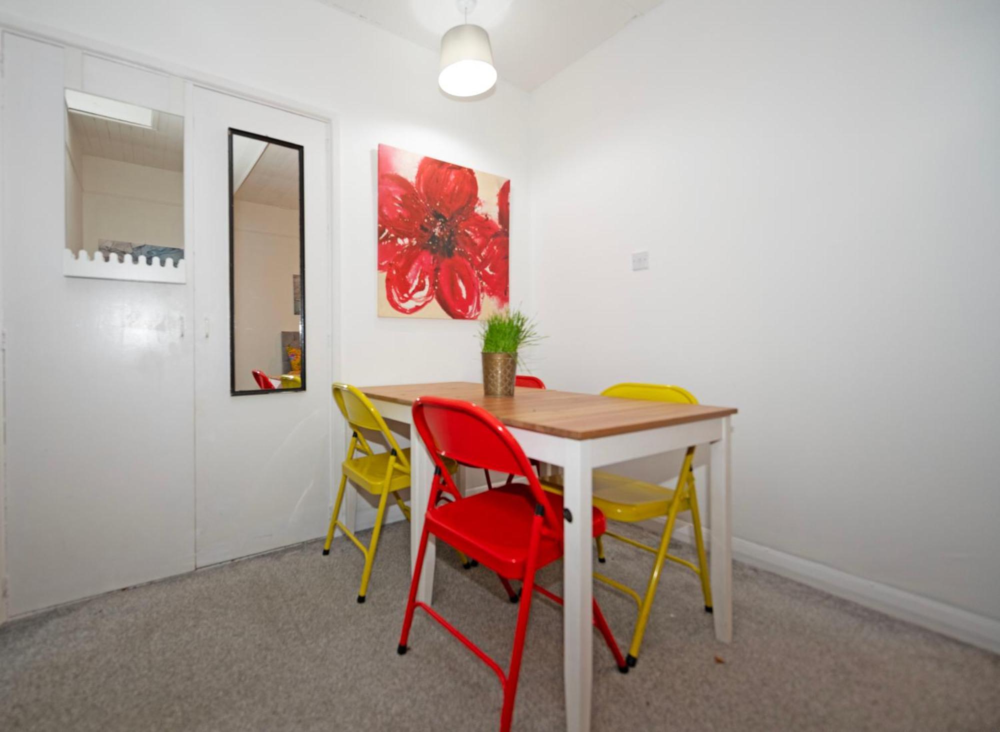 Flat In Clapham Budget Friendly Stay Londyn Zewnętrze zdjęcie